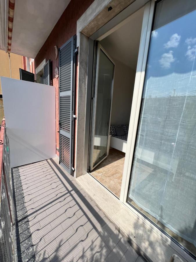 Casa Diego Camera Con Balcone Privato Piacenza Luaran gambar